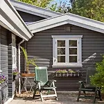 & Forrest House, Liseleje *