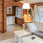 & Forrest House, Liseleje