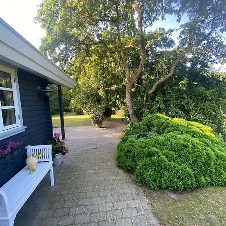 & Forrest House, Liseleje *