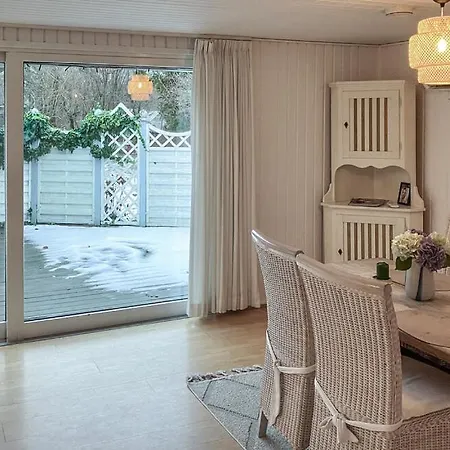 & Forrest House, Liseleje Hundested
