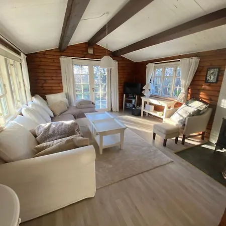 & Forrest House, Liseleje *